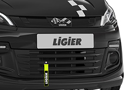 Ligier JS50C Black & White 01